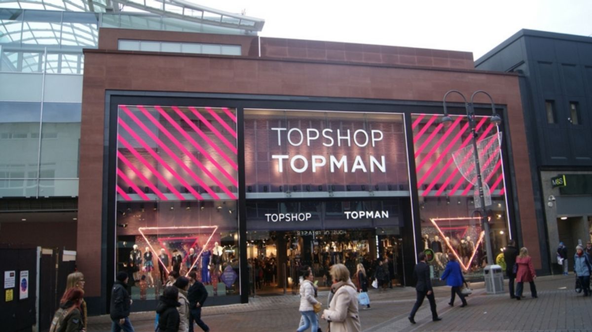Topshop Allowing Gender-Neutral Dressing Rooms Sparks Controversy
