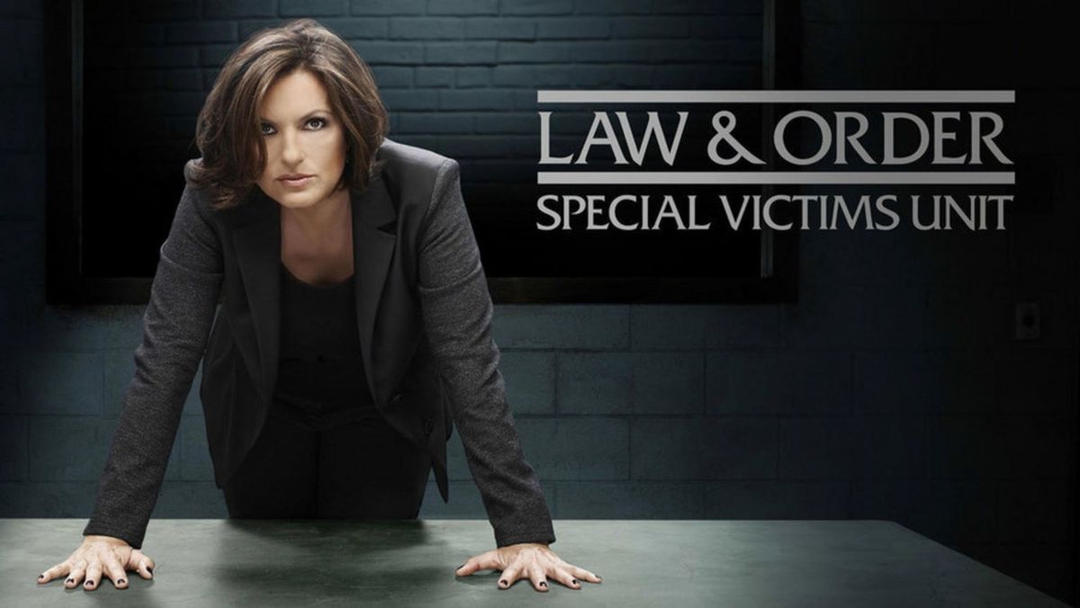 9 Reasons to Binge Watch Law and Order: SVU