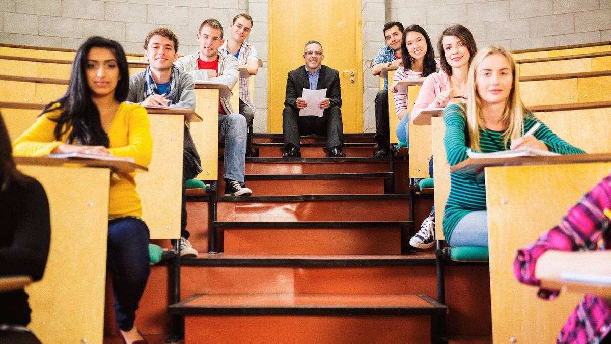 10 Thoughts Every Future Teacher Has In College