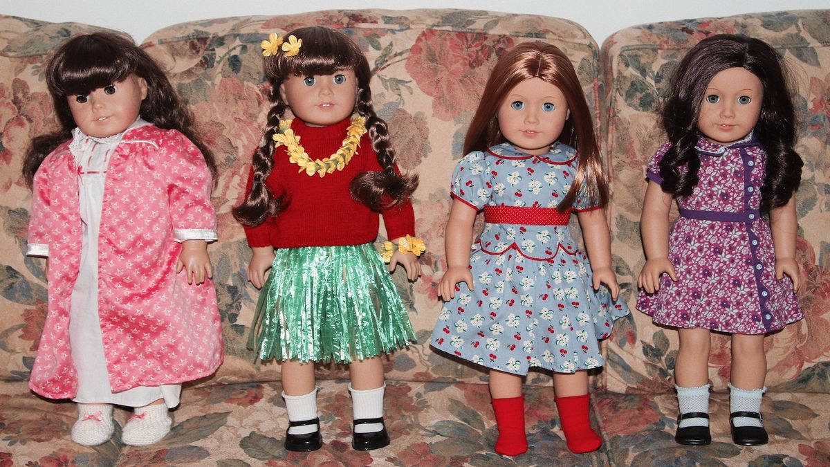 If The American Girl Dolls Went To Your College As A 20XXs Millennial