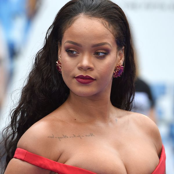 Rihanna Stands with Scammed Howard Students