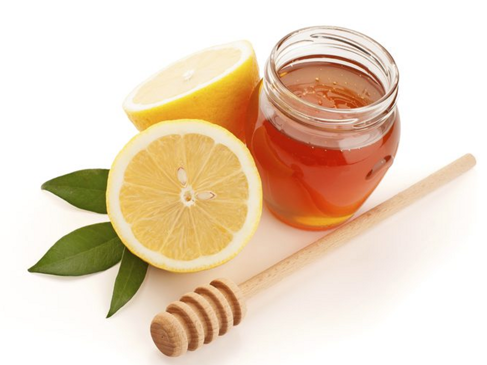 Got a sore throat? Cure that pain with Burt’s Bees Honey & Lemon Natural Throat Drops