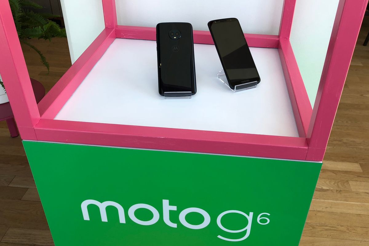 Moto G6 and Moto E5