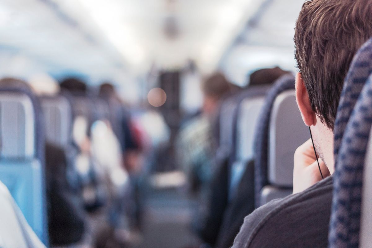 17 Irrational Thoughts Anxiety Gives You When You Have To Fly Somewhere