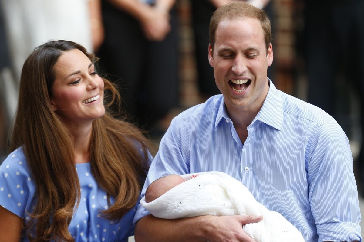 First Photo! Duchess Kate Middleton and Prince William Welcome Baby #3