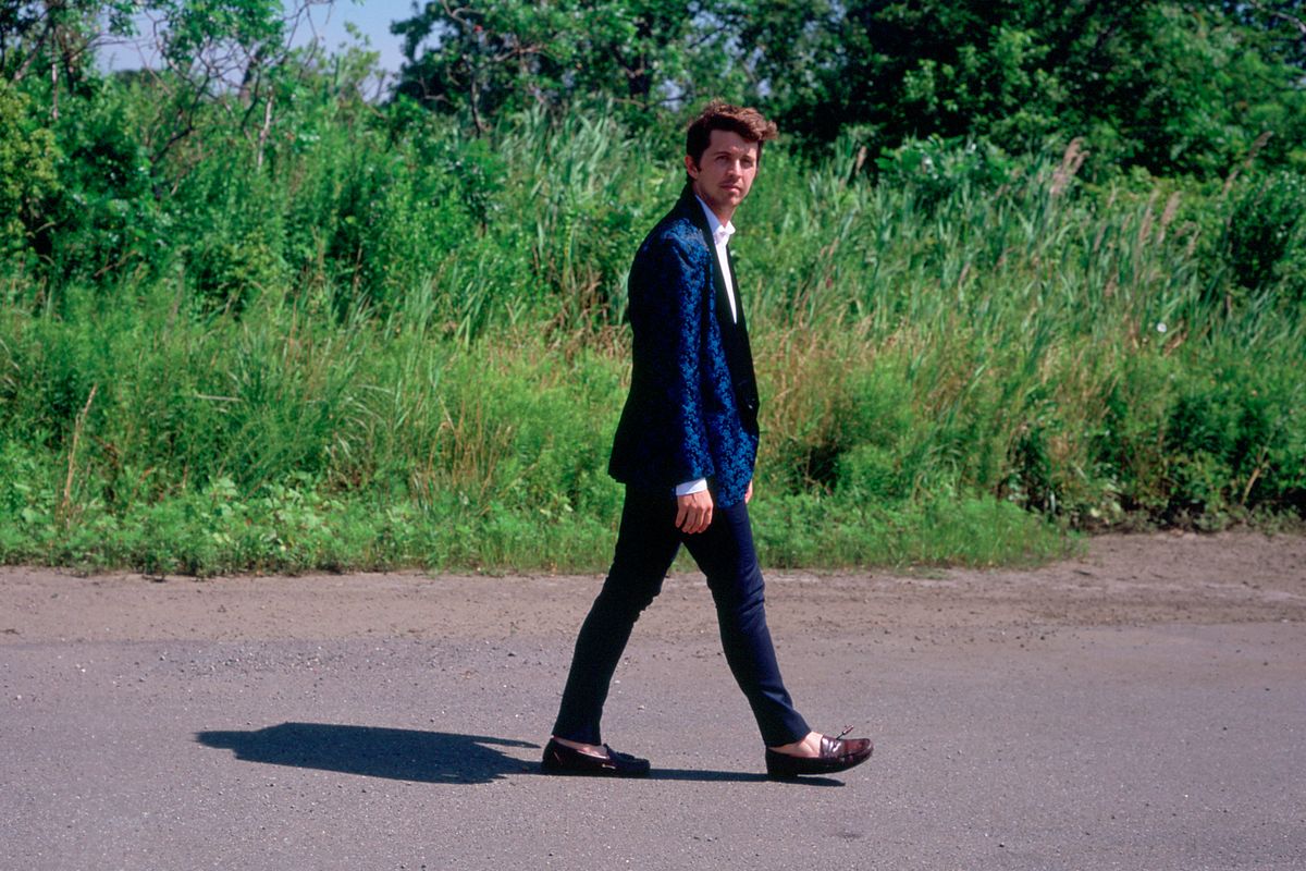 MUSIC | Sean McVerry aims a sharp but euphoric "Red Light"