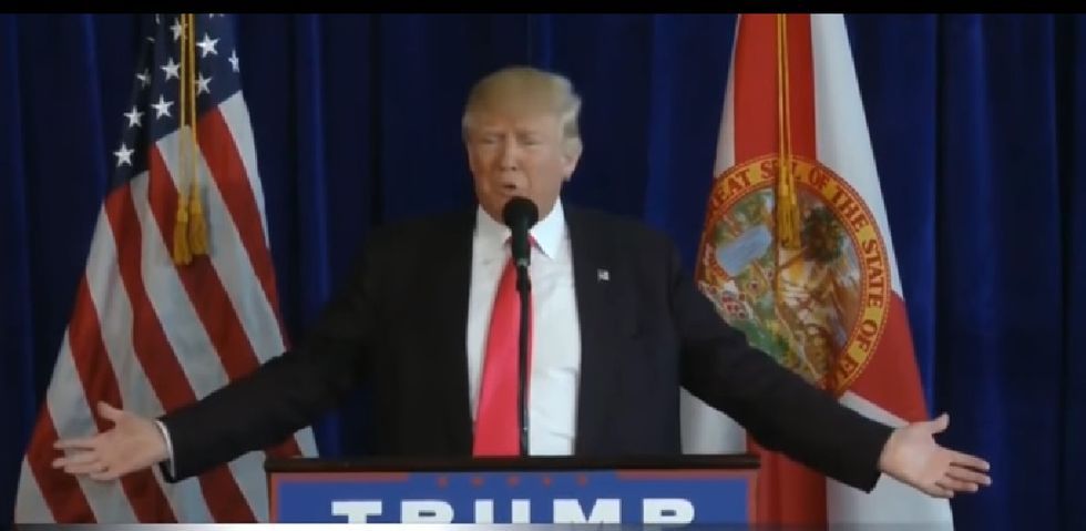 Don't Watch, Just Read The Top Seven Fuckbonkers Things Donald Trump Said In Pennsylvania!