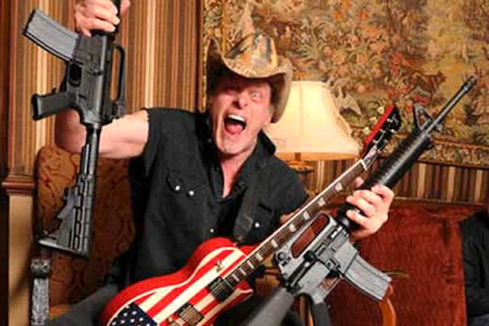 Responsible Gun Owner Ted Nugent Thinks It'd Be Just Nifty If Hillary Got Shot