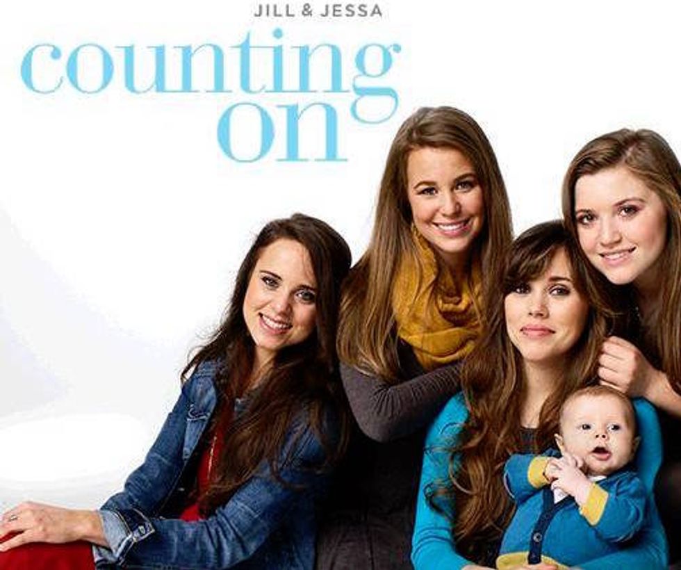This Week's Duggar Recap Has A Creepy Dad, A Boring Shower Game, But Still No Josh