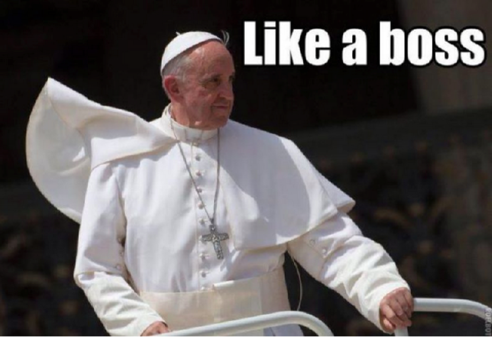 Pope Francis Barely Noticed Kim Davis On Way To Brunch With His Gays