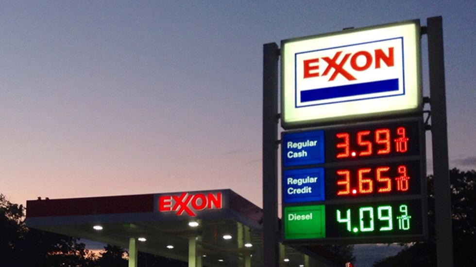 Hall Of Fame Ratf*cker Exxon Probably Knew About Global Warming Before The Rest Of Us
