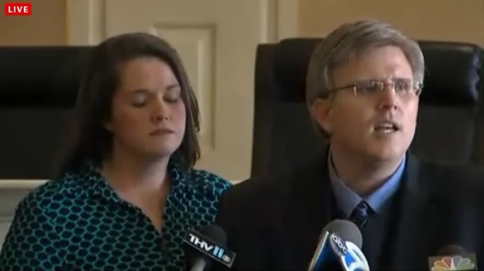 Kid-Dumper AR Rep Justin Harris So SO Sorry ... That DHS Screwed Him And His Family (Video)