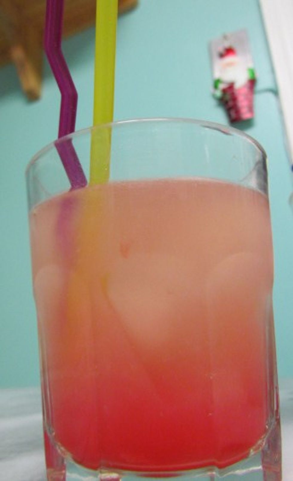 Drop It Like It's Hot: Your Friday Cocktail Hour Gin And Juice