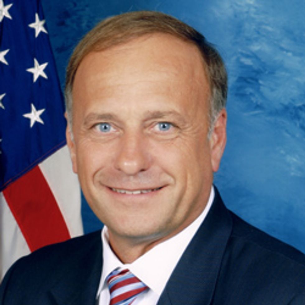 Iowa Rep. Steve King Stars In Tragic Tale 'A Christmas Without Guns'