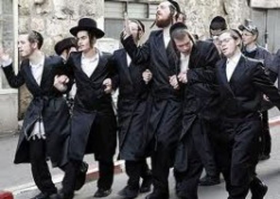 Talmudic Scholar Pat Robertson: It's Not Their Fault The 'Poor Jews' Are So Stupid (VIDEO!)