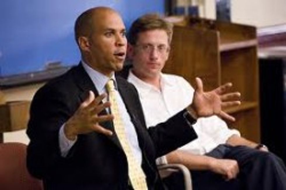 Newark Mayor Cory Booker Breaks Into Building, Abducts Woman Inside