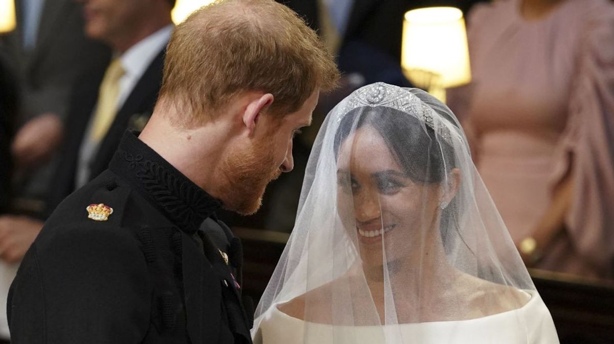 I Found The 20 Best Memes From The Royal Wedding, So You Didn't Have To