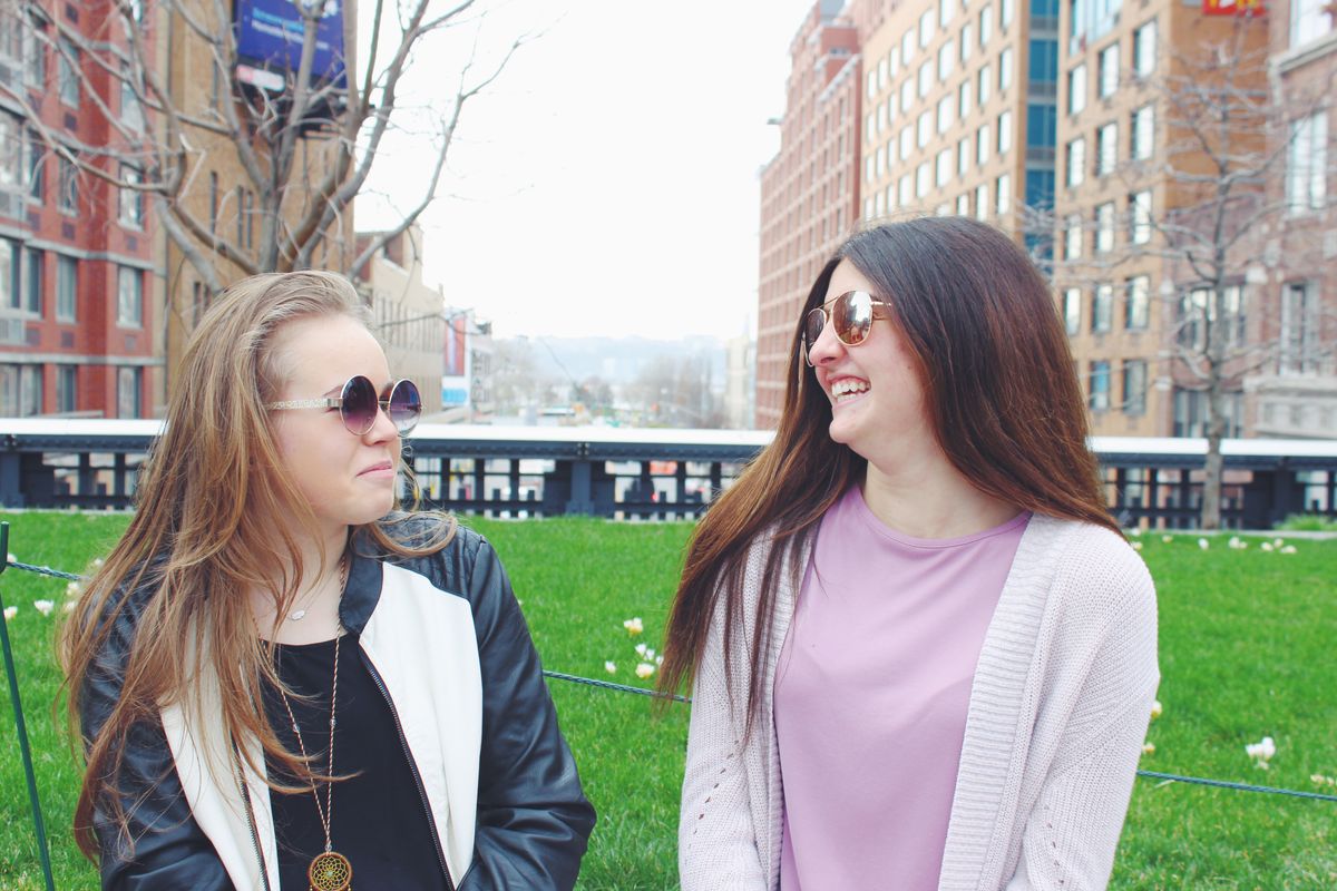 9 Things My Best Friend's New College Roommate Just Needs To Know
