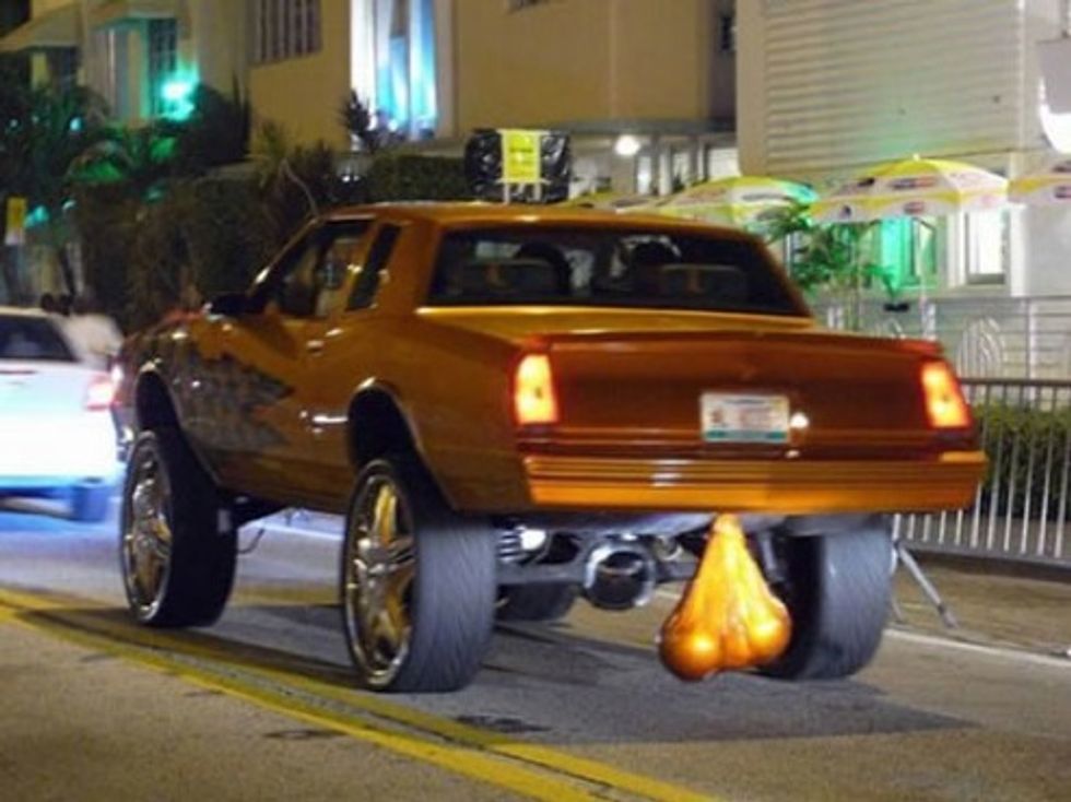 Loose In DC Tonight: The Mother of All Truck Nutz