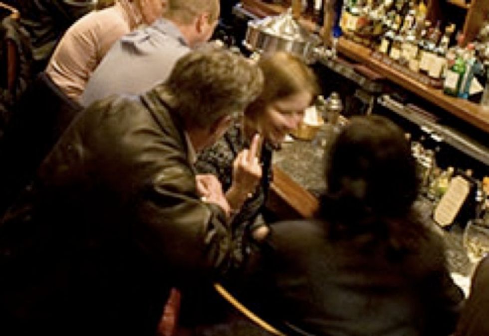 Upscale D.C. Steakhouse Features Vulgar Hand Gestures