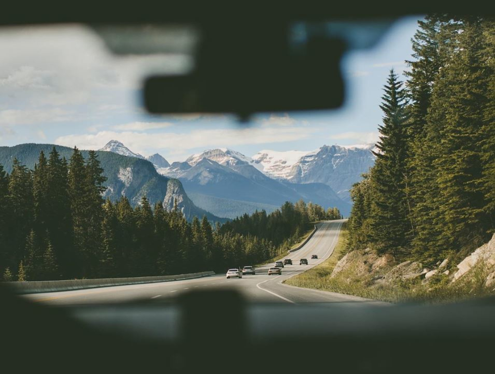 12 Ways To Pass Time on A Road Trip