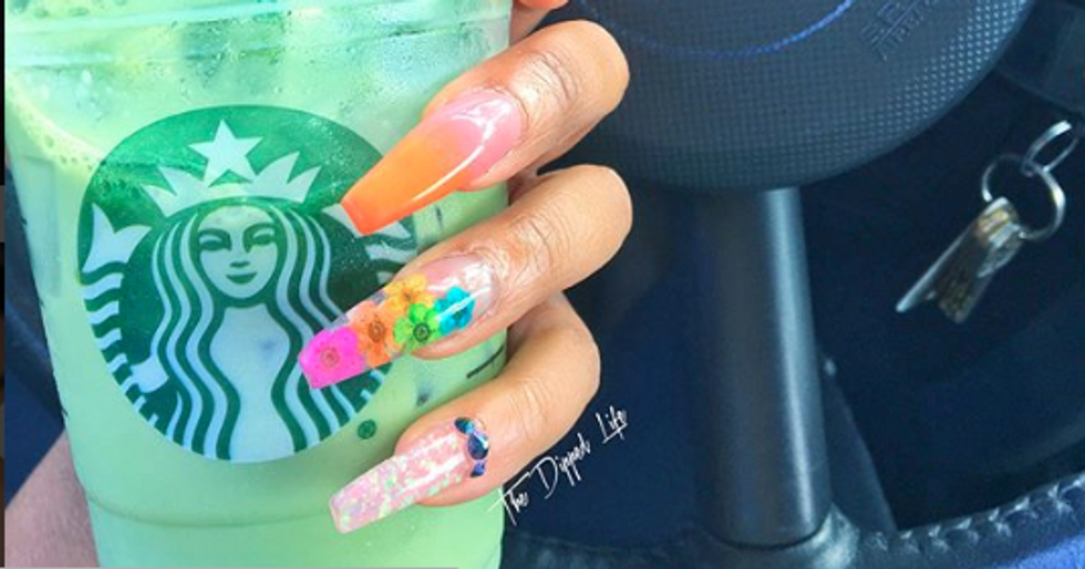 8-struggles-of-doing-your-own-nails