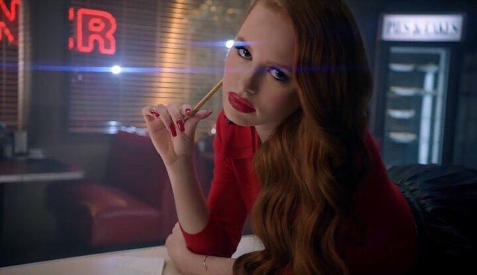 https://commons.wikimedia.org/wiki/File:Madelaine_Petsch_(35736267604)_(cropped).jpg
