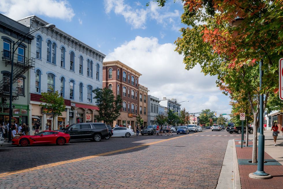 8 Ways That Oxford, Ohio Is Basically Just Stars Hollow, Connecticut, But Real