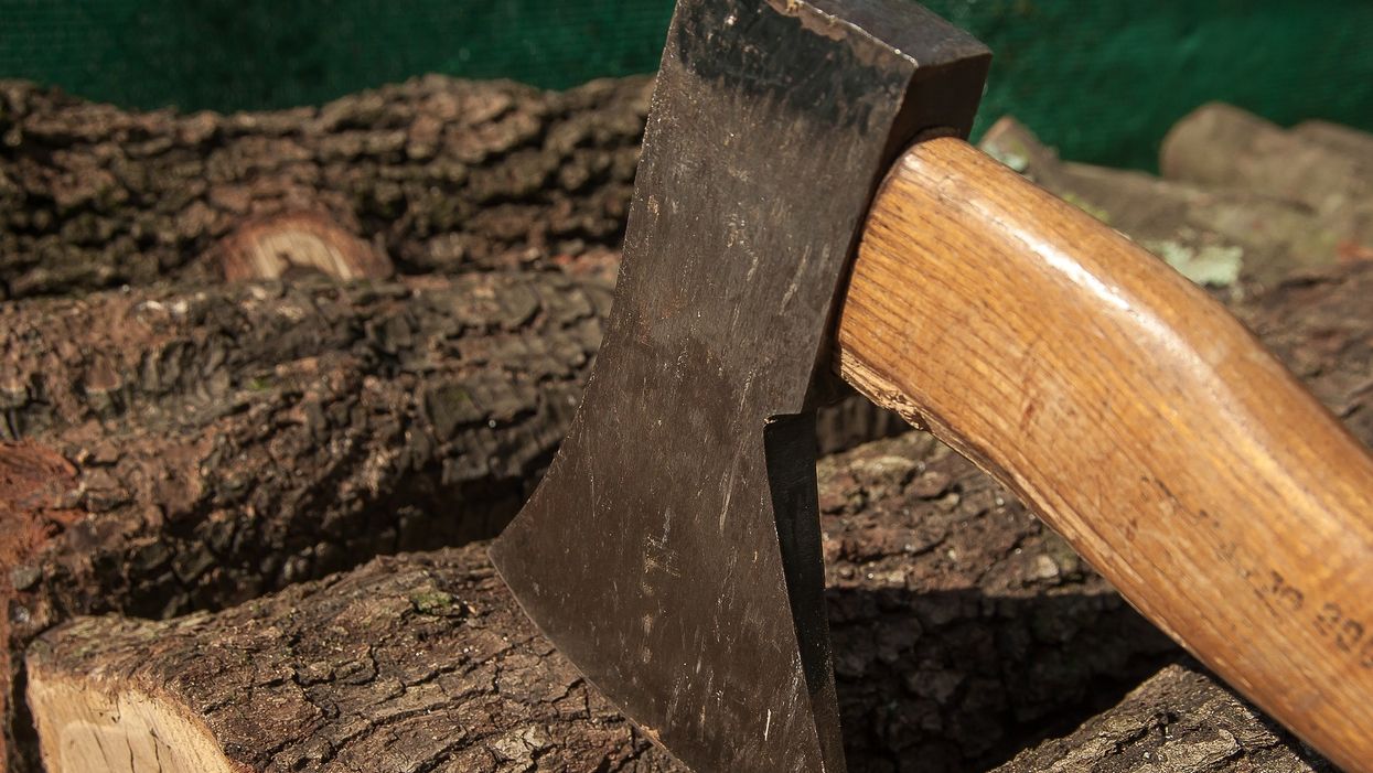 Feel like throwing axes and drinking beer? Louisiana has a place for you