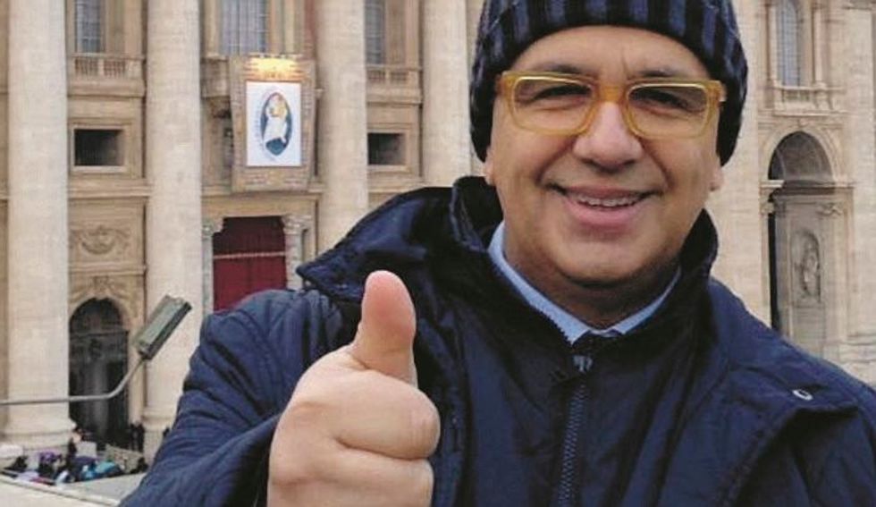 La toppa del vaticanista pompiere