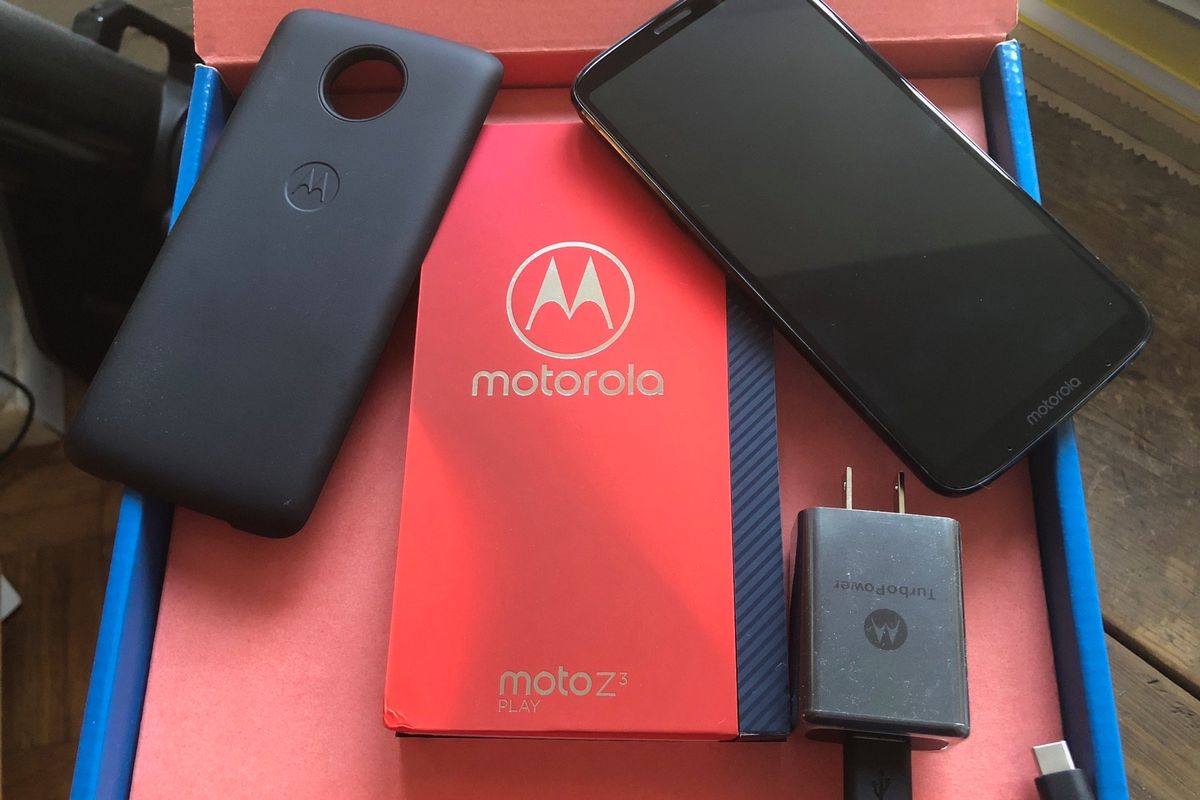 Motorola Moto Z3 Play review smartphone