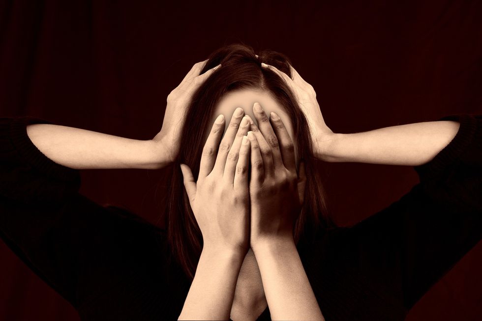 https://pixabay.com/en/woman-face-bullying-stress-shame-2696408/