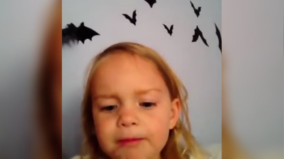 13 Halloween Vines That Will Bring Your Spooky Soul Back From The Frickin' Dead