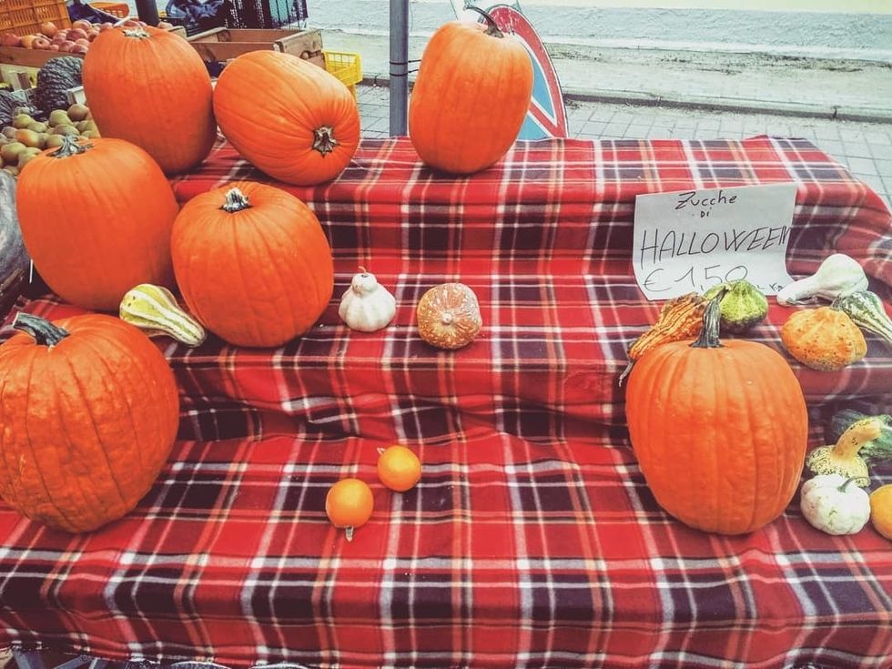 22 Ways To Celebrate Halloween Since It's In The Middle Of The Week