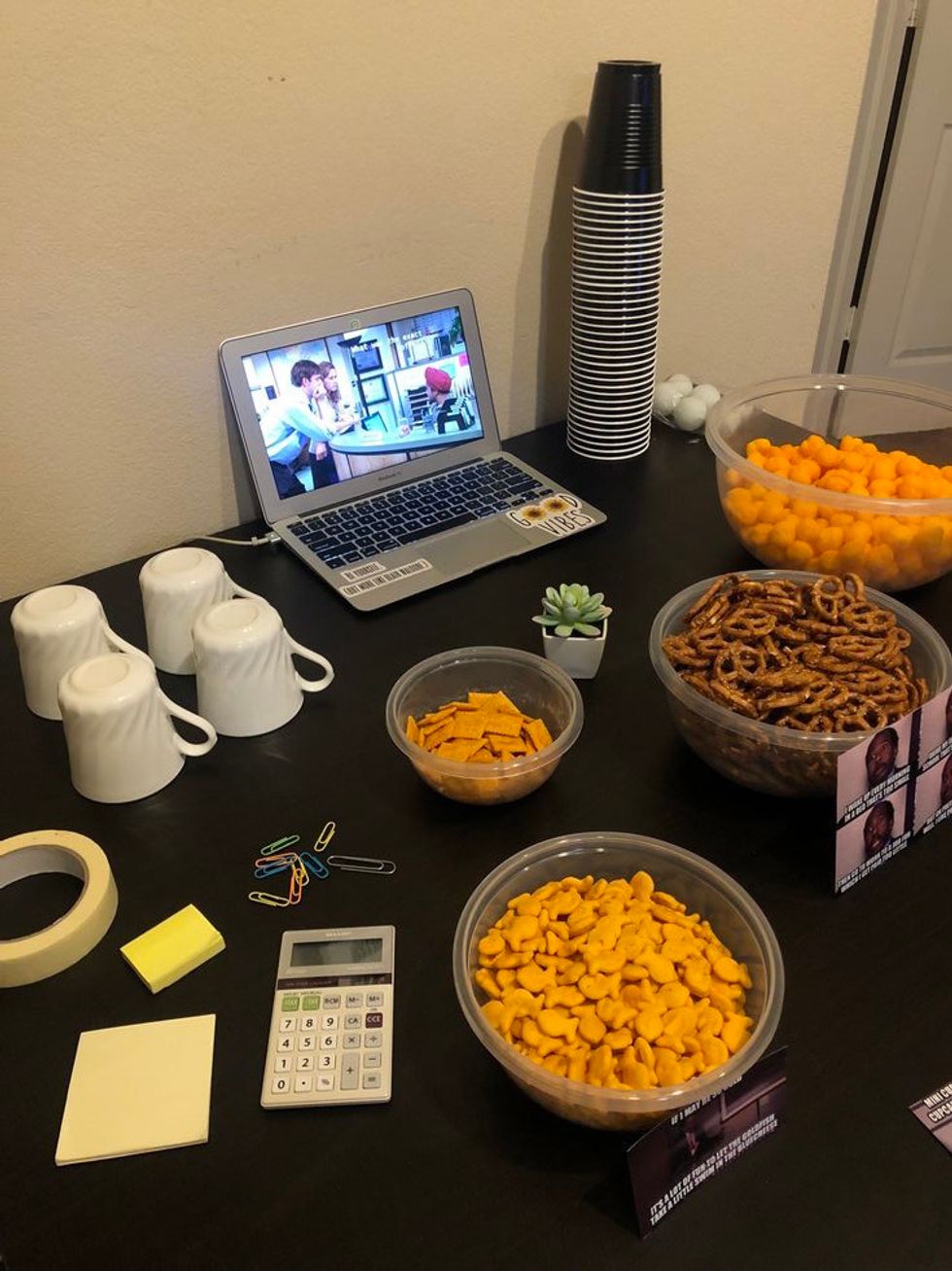 How To Throw An Office Themed Party For Under 30