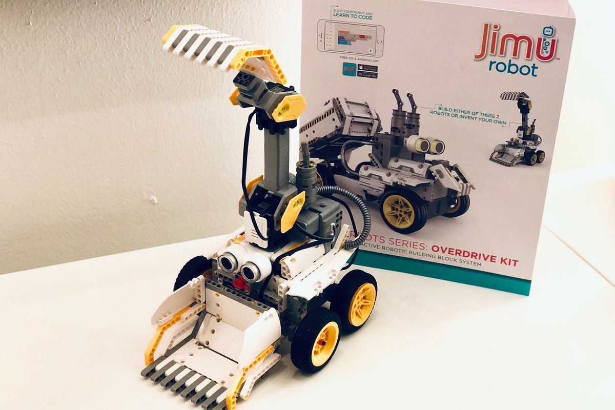 Review: Jimu Builderbots Overdrive Kit is invention in a box