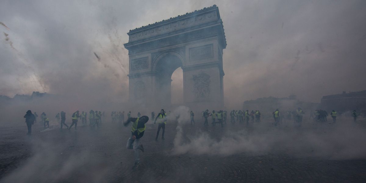 Tear Gas Attacks Take Paris After Violent Protests