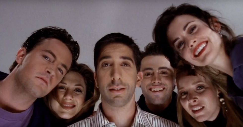 Netflix, You Wasted Your $100,000,000 On ‘Friends,’ The Stale White Bread Of Sitcoms