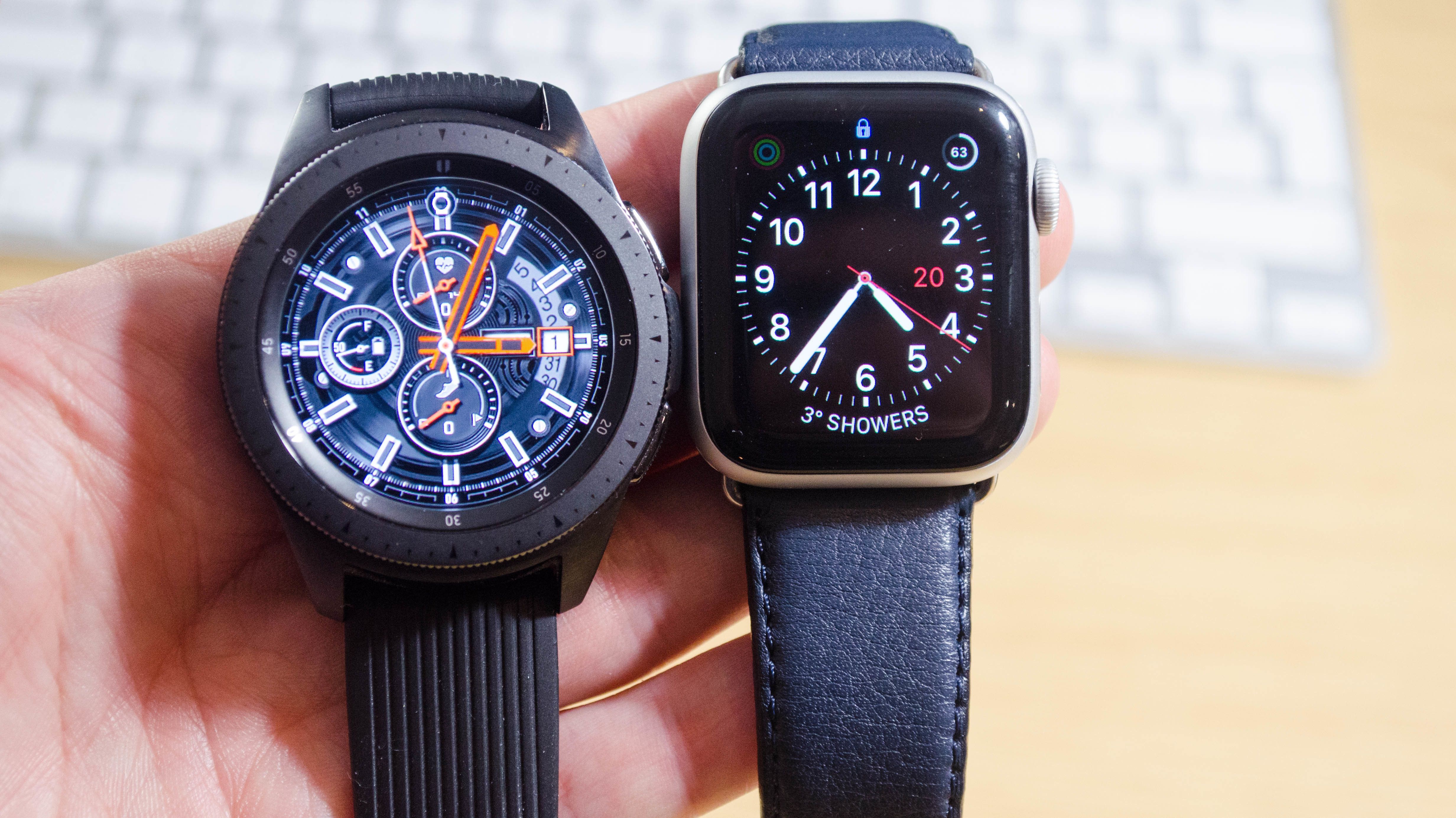 samsung galaxy watch 46mm vs apple watch 4