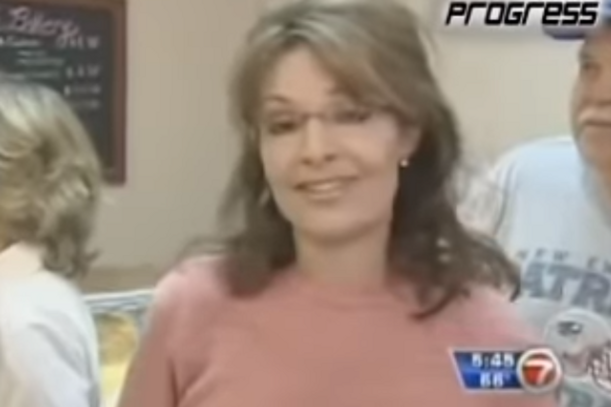 Sarah Palin Hurls Self Into Thanksgiving Turkey Grinder, For A Change