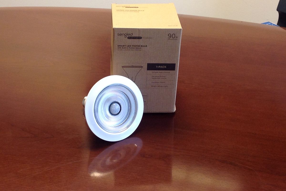 Sengled Smart LED with Motion Sensor PAR38 Outdoor LED Bulb Review