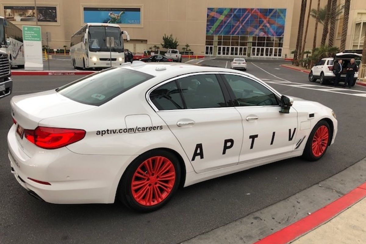 Lyft and Aptiv's self-driving car picked us up in Vegas
