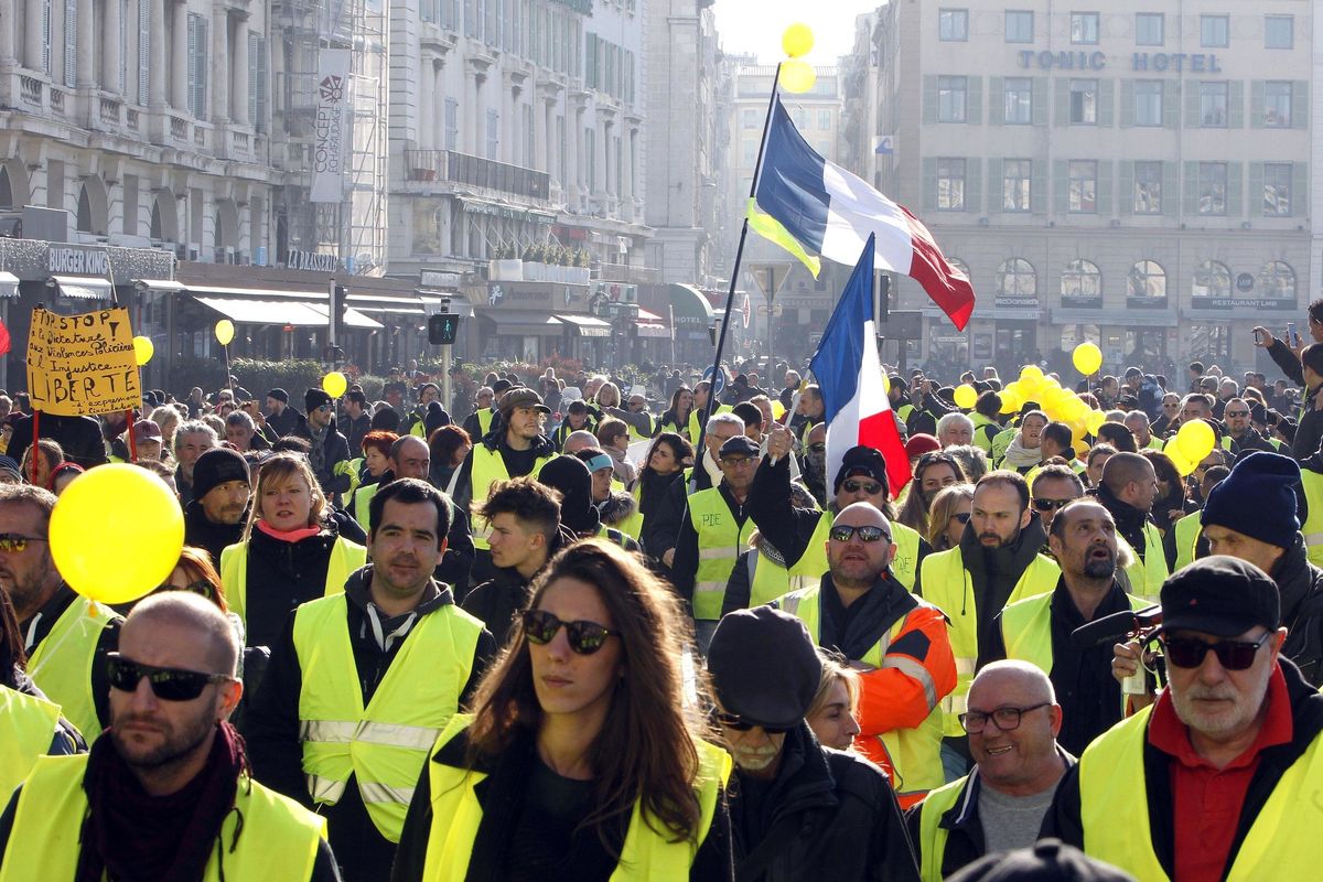 Parigi e Bruxelles contro Di Maio per il sostegno alla rivolta in giallo