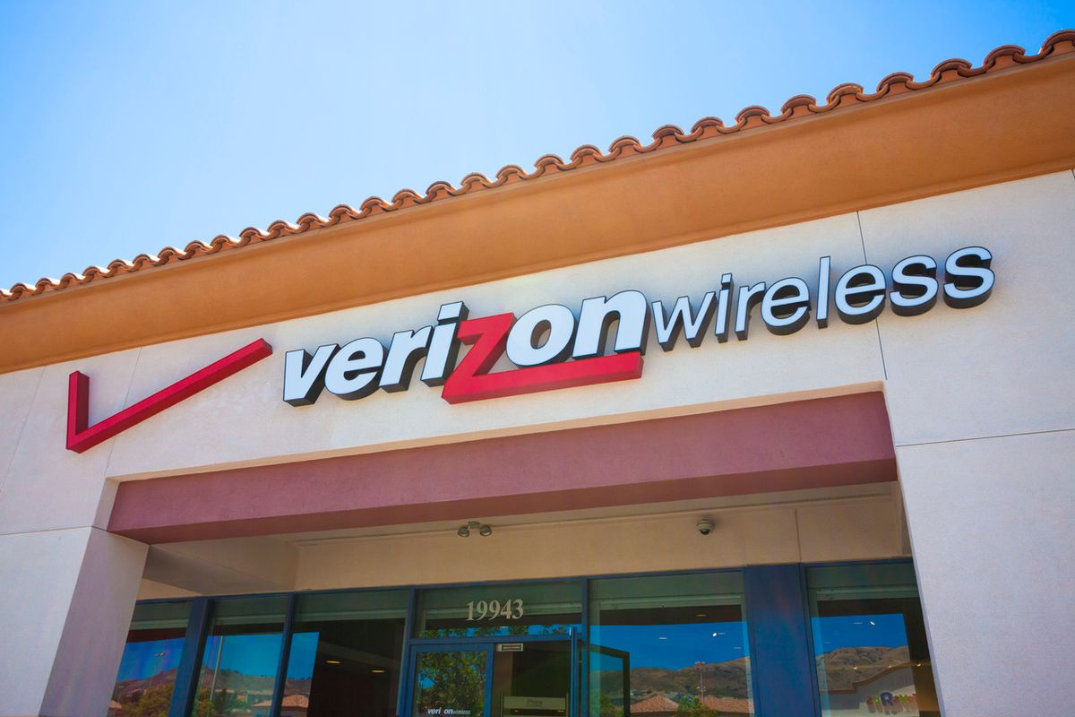 Verizon to give anti-spam features to all customers in March