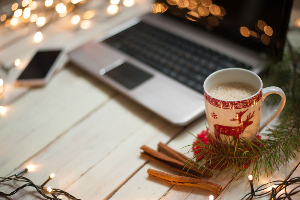 Smart Home Report: Call Santa from your smart home, and dogs can enjoy New Year’s Eve too