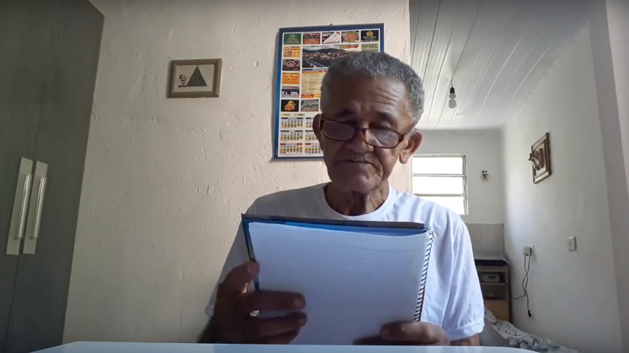 An Elderly YouTuber Wrote All Of His Subscribers Down In A Notebook To Thank Individually—And Gained A Massive Following As A Result