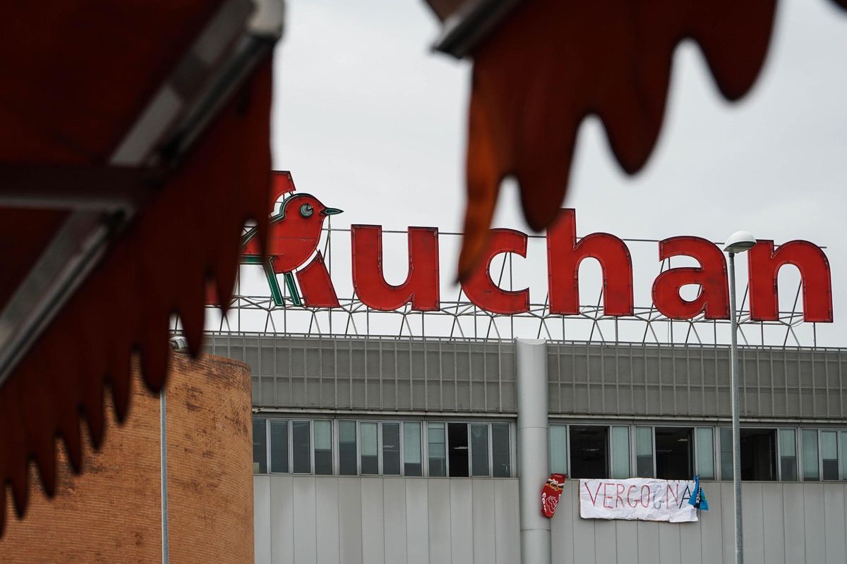 Uno tsunami fa tremare i centri commerciali