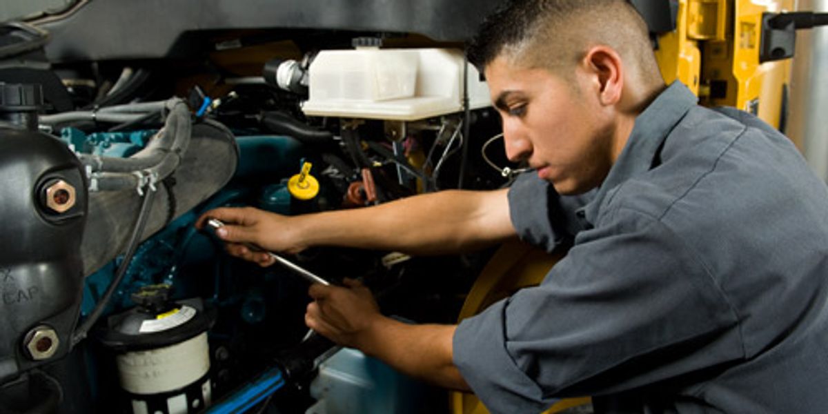 Preventive Maintenance Drives Fleet Compliance and Reliability Penske