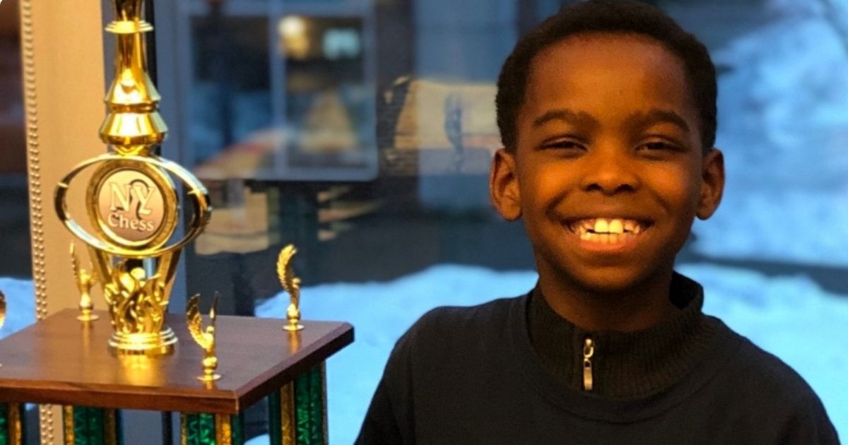 The Internet Steps Up Big Time For A Homeless 8-Year-Old Refugee Chess Champion After His Story Goes Viral