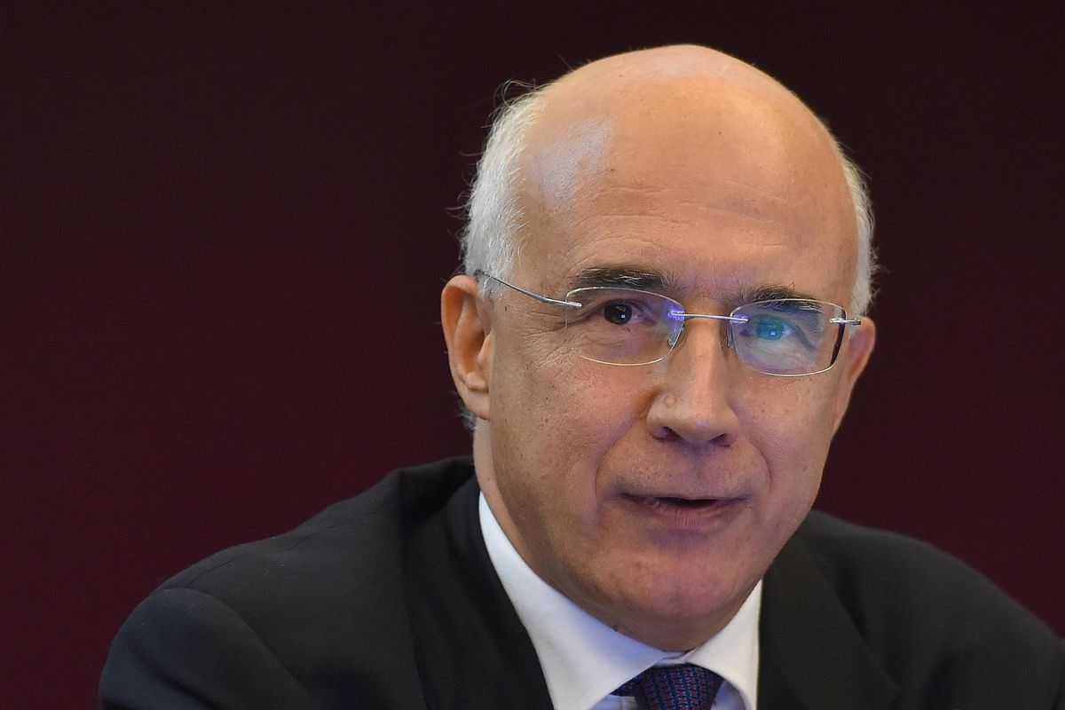 Lo Stato processa un solo derivato. Ma intanto Padoan secreta gli altri